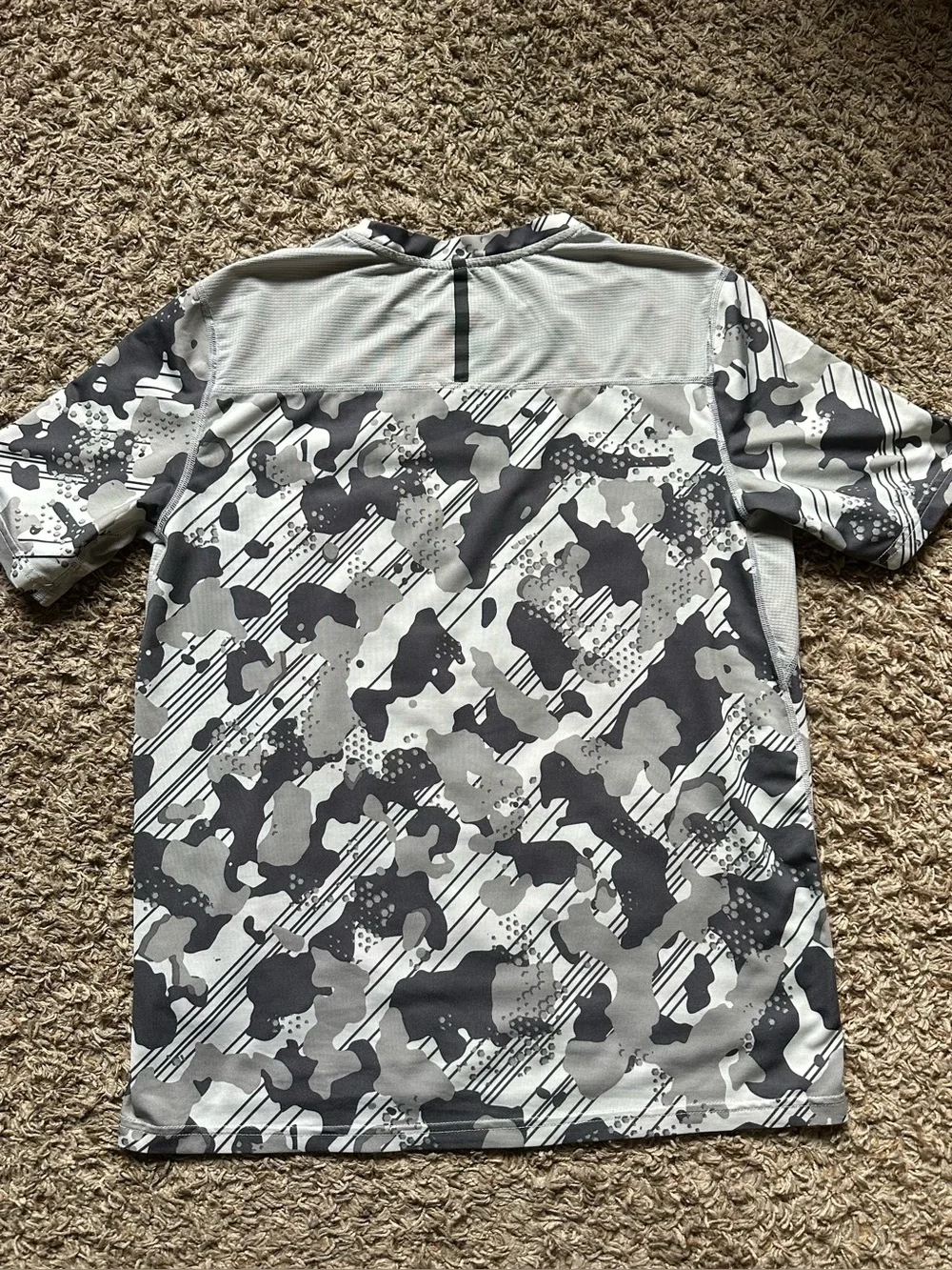 Boy’s Russell Dri-Power Tee; Gray/White; Size XL (14/16)